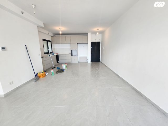 גג/ פנטהאוז, יער ביריה, נופי בן שמן, לוד