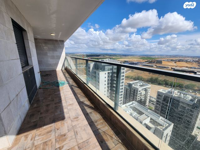 גג/ פנטהאוז, יער ביריה, נופי בן שמן, לוד