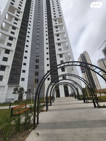 דירה, הגר"א, רמת חן ובן ציון, נתניה