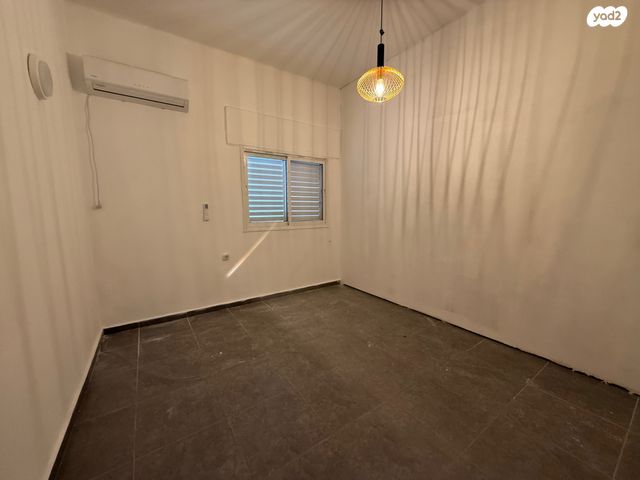 דירה, דוד המלך 12, צפון מערב מרכז העיר, נתניה