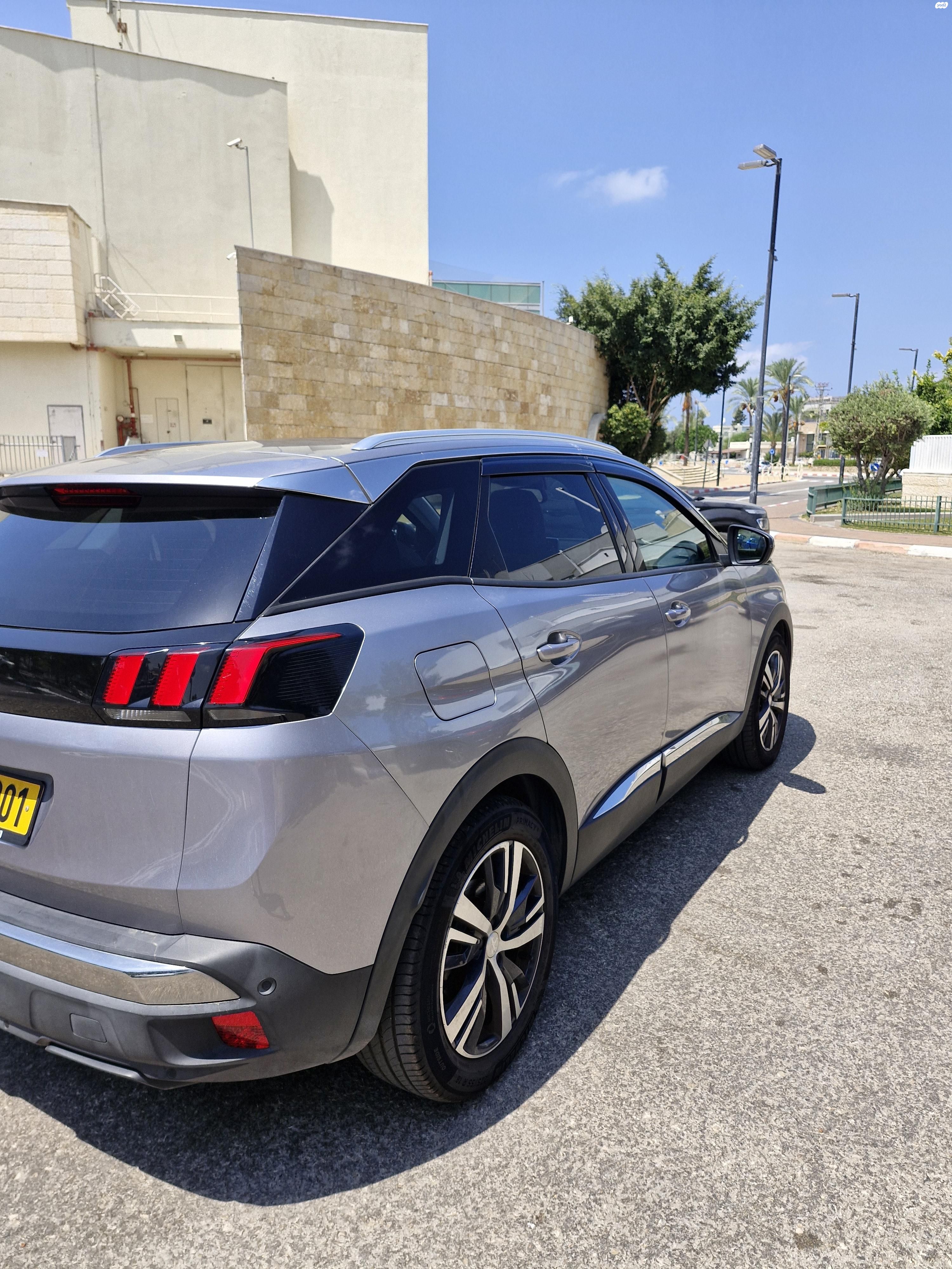 מודעת רכב פיג'ו 3008