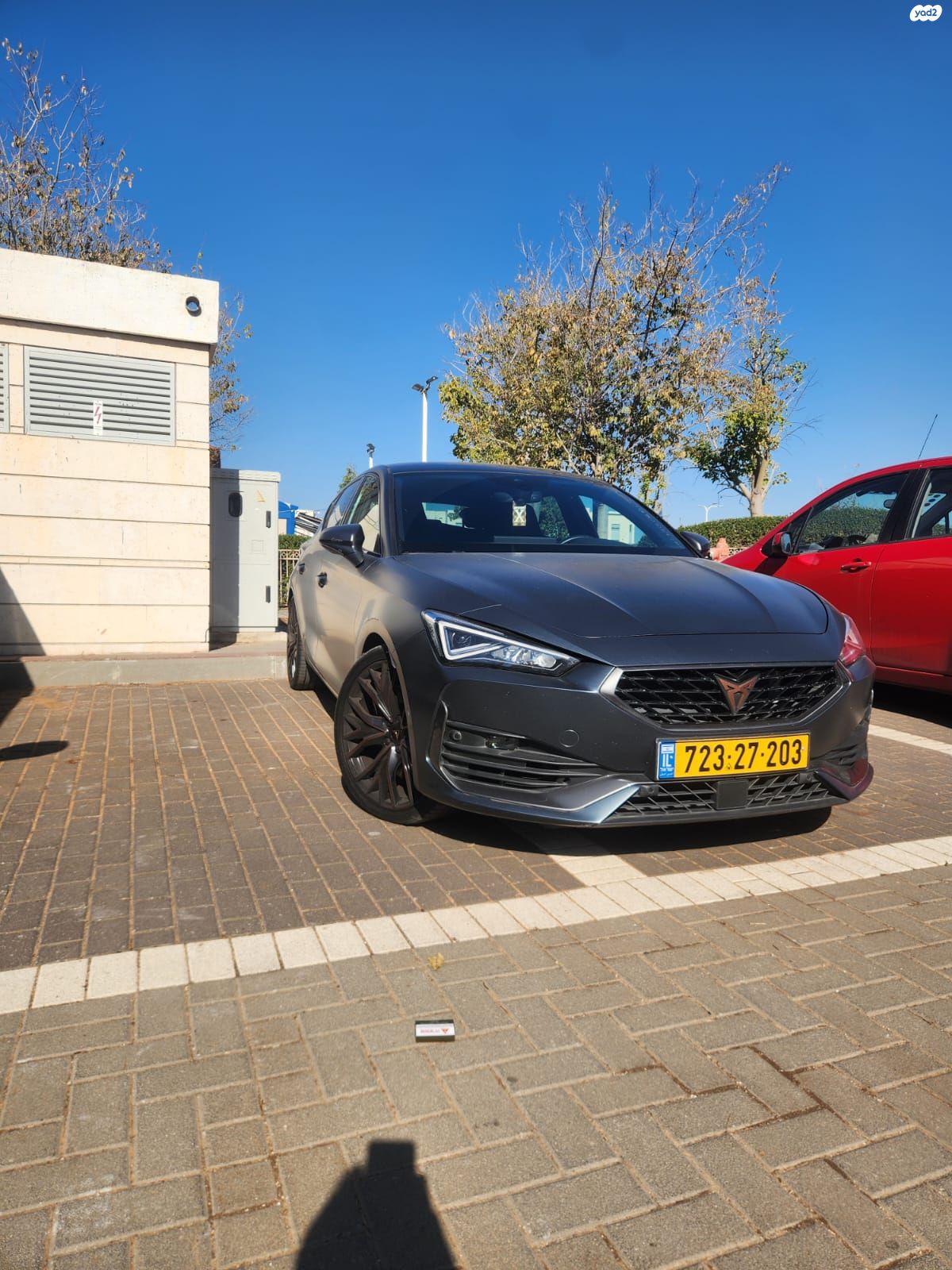 מודעת רכב קופרה לאון