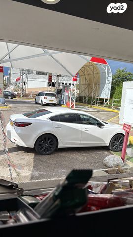 מודעת רכב מאזדה 6