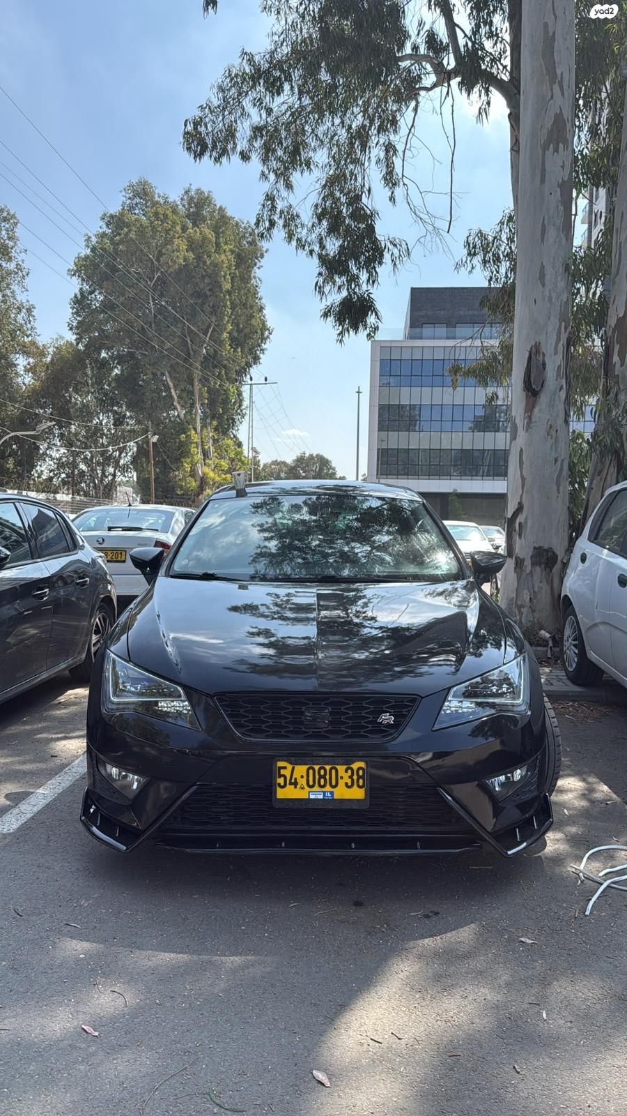מודעת רכב סיאט לאון