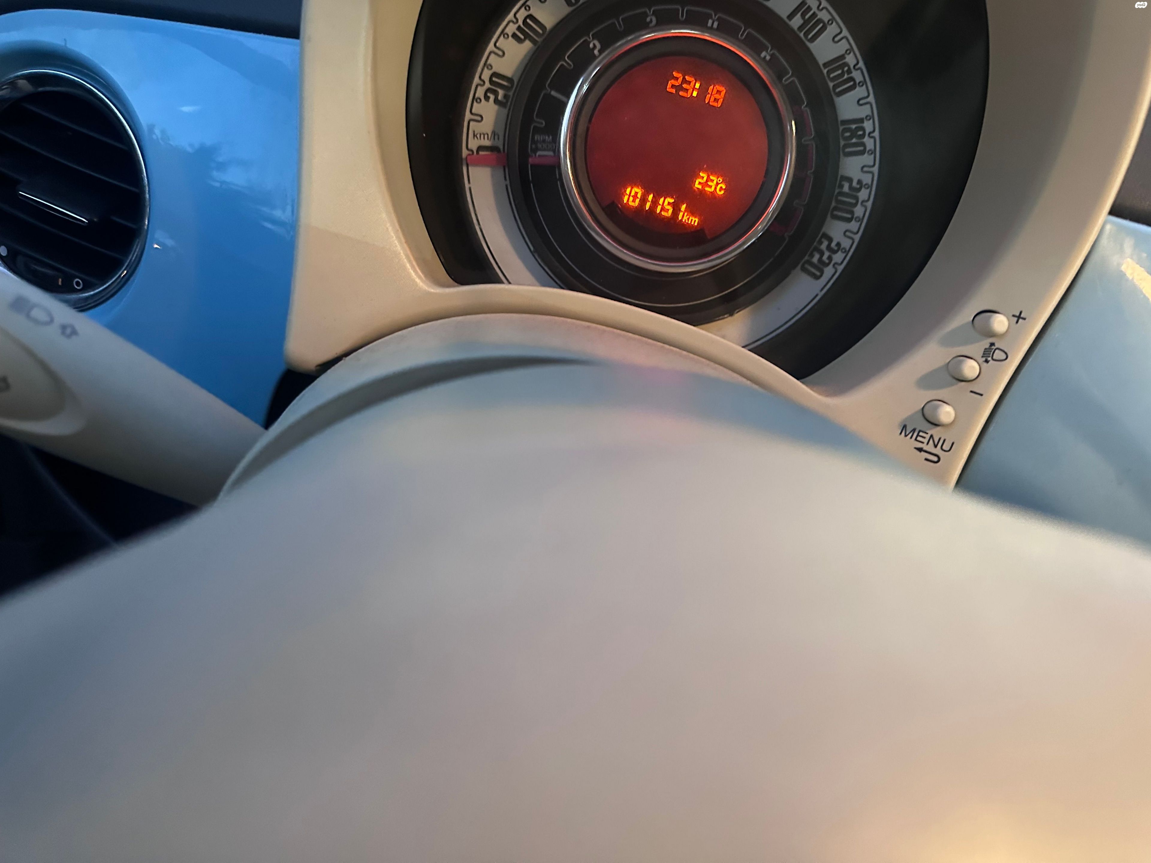 מודעת רכב פיאט 500