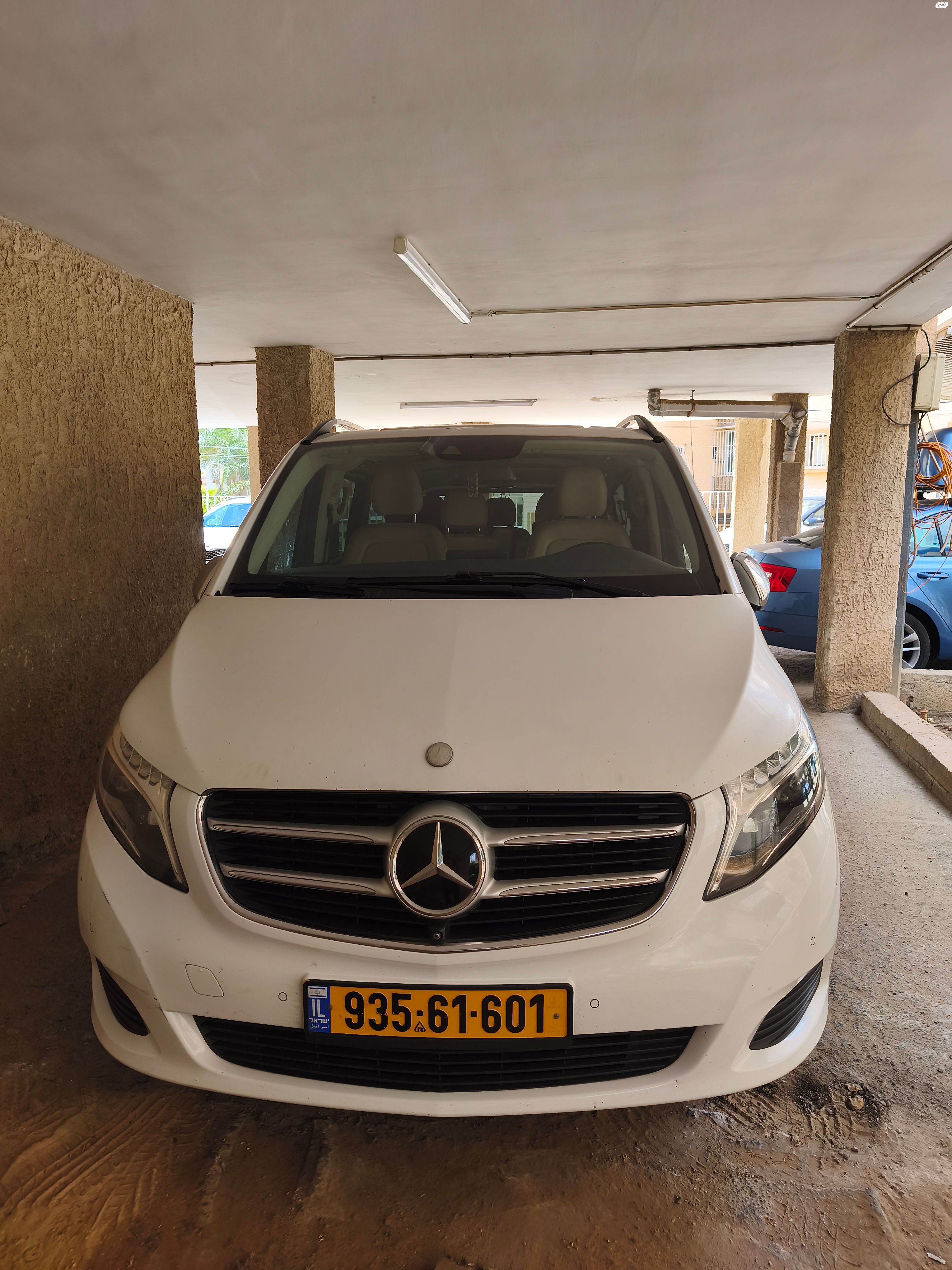 מודעת רכב מרצדס-בנץ V-class