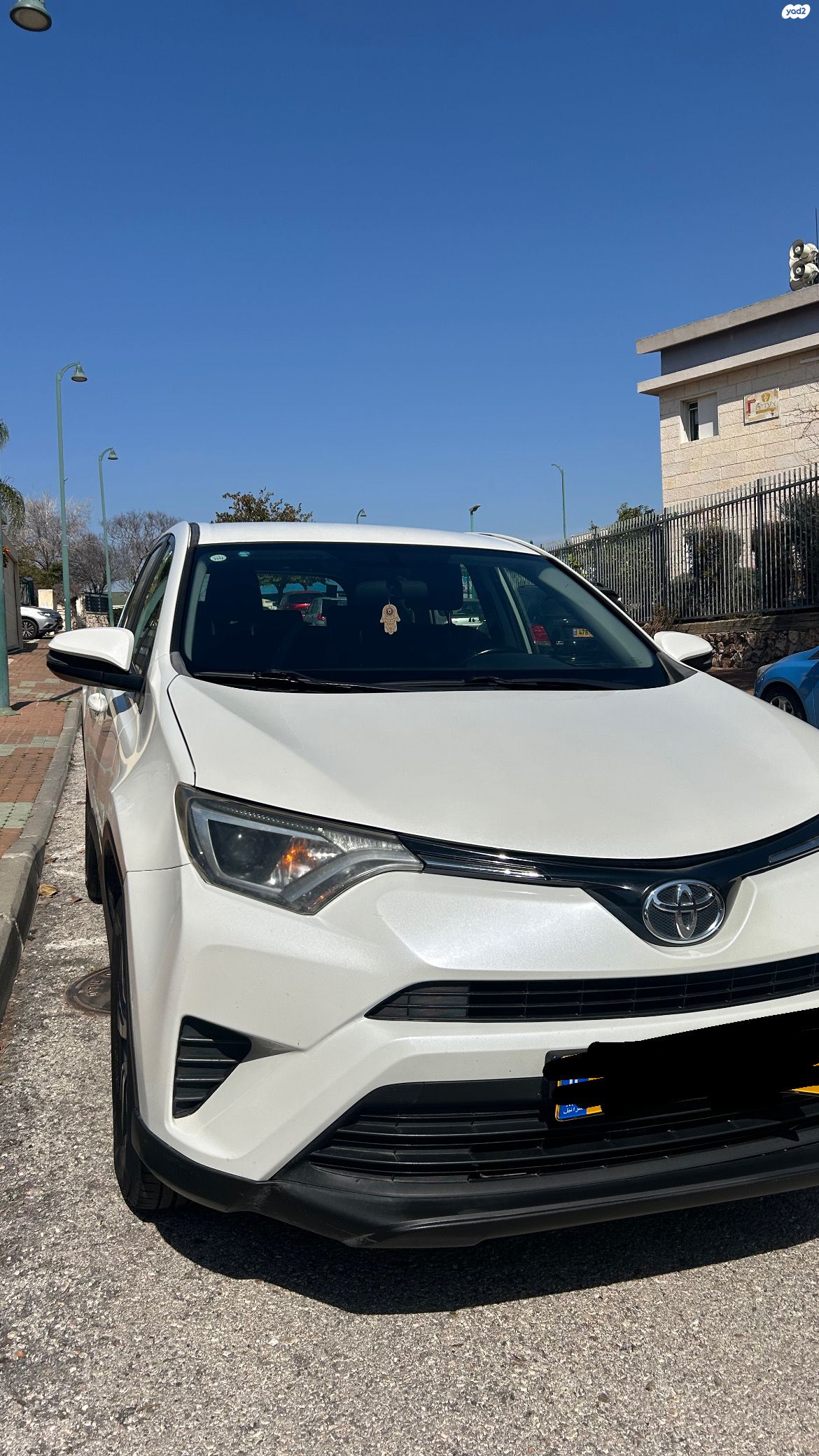 מודעת רכב טויוטה RAV4