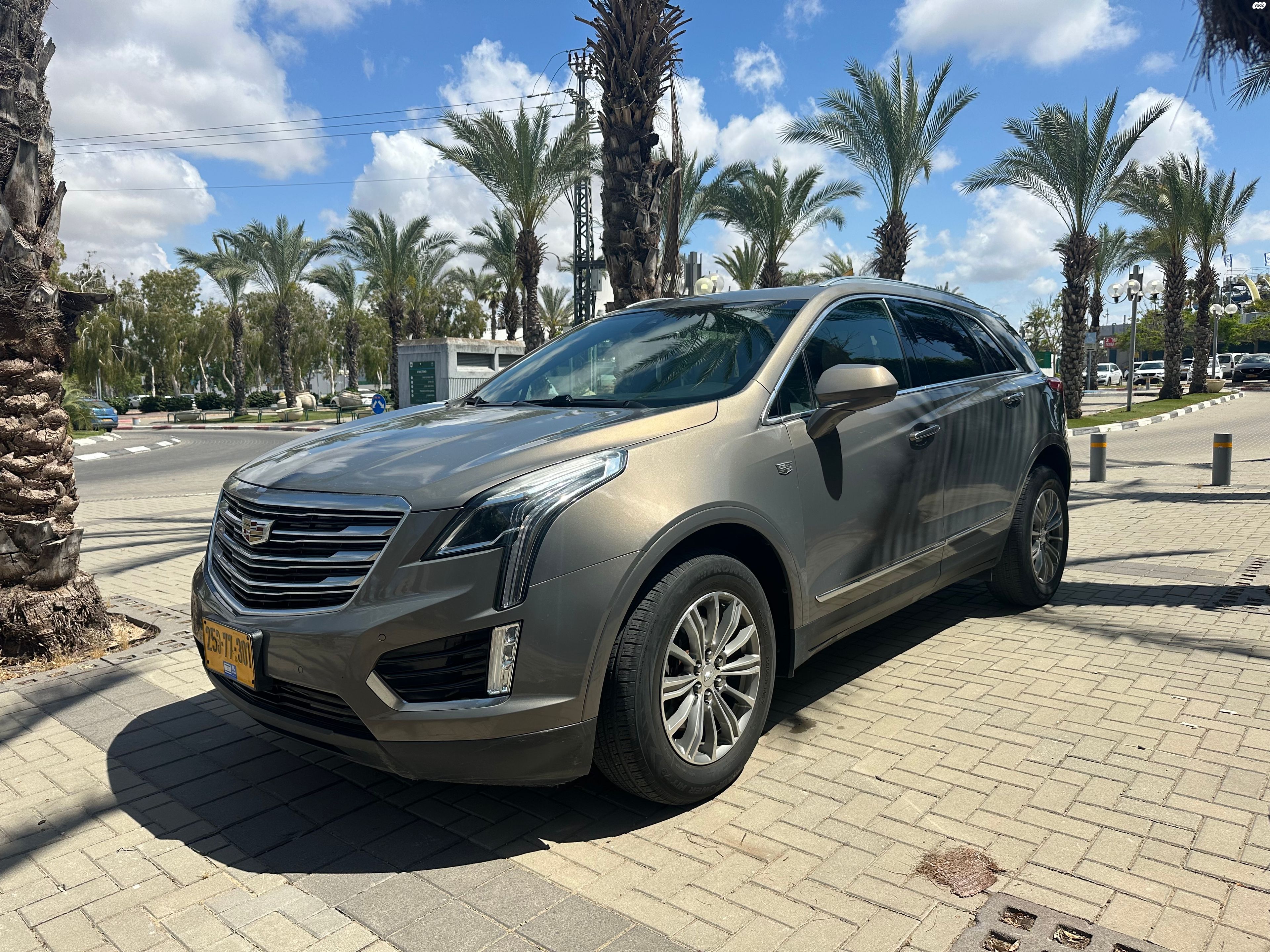 מודעת רכב קאדילק XT5