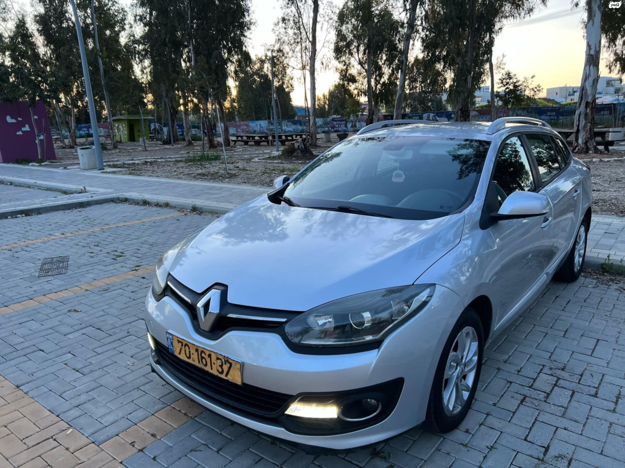 מודעת רכב רנו מגאן
