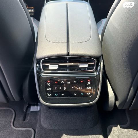 מרצדס-בנץ EQE