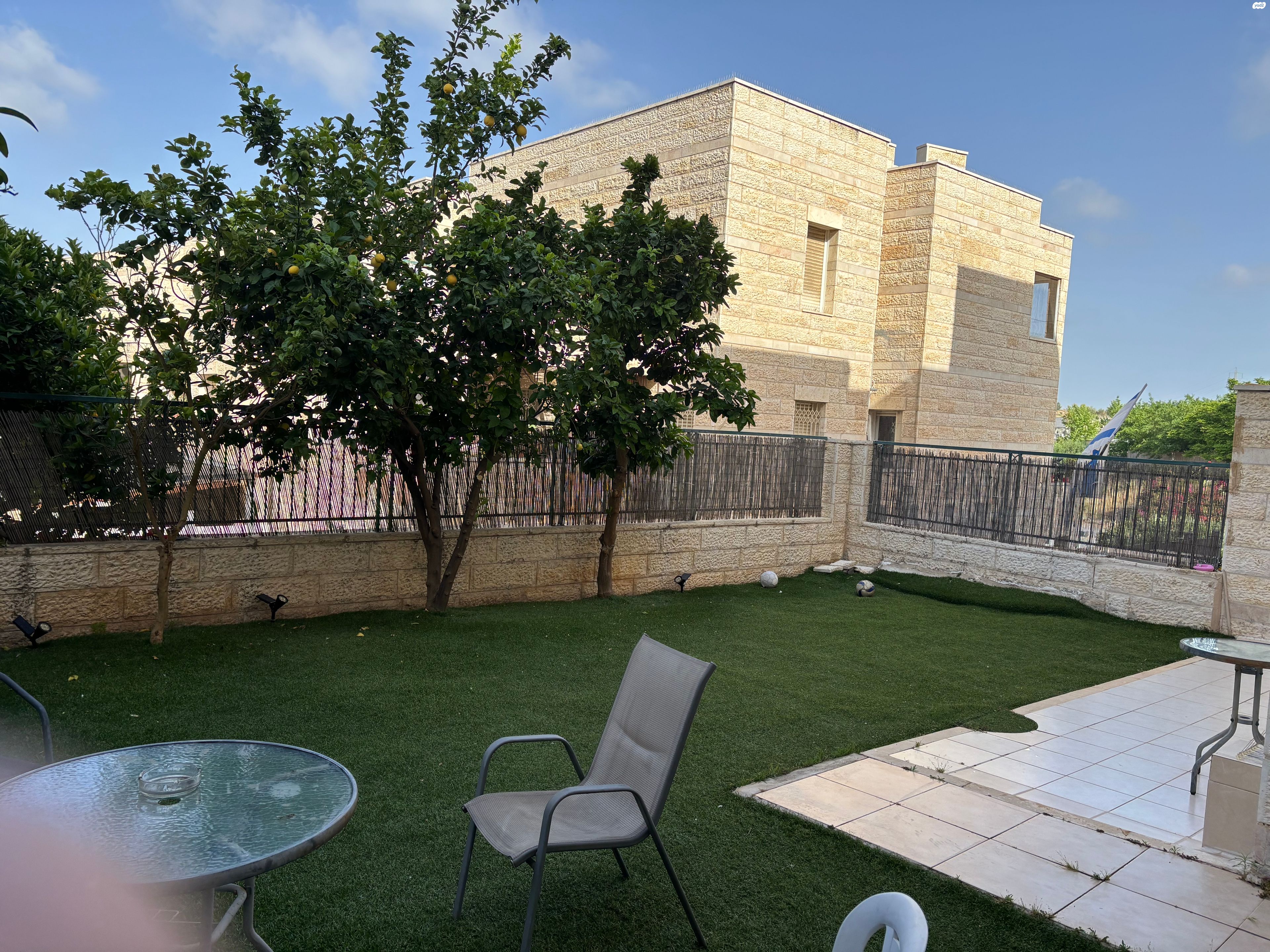 עמק חרוד 22