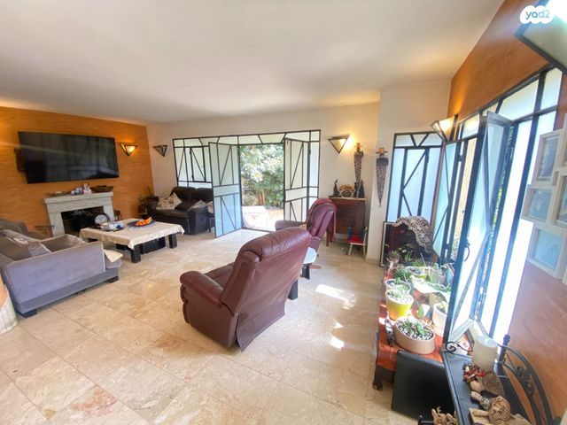 בית פרטי/ קוטג', אלברט איינשטיין, קרית מטלון, פתח תקווה