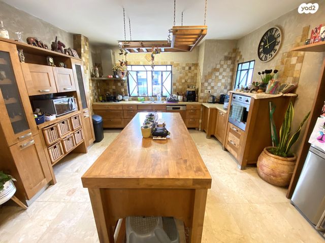 בית פרטי/ קוטג', אלברט איינשטיין, קרית מטלון, פתח תקווה