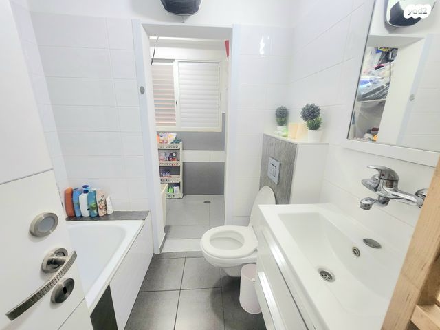 דירה, נחל שניר, רובע י"א, אשדוד