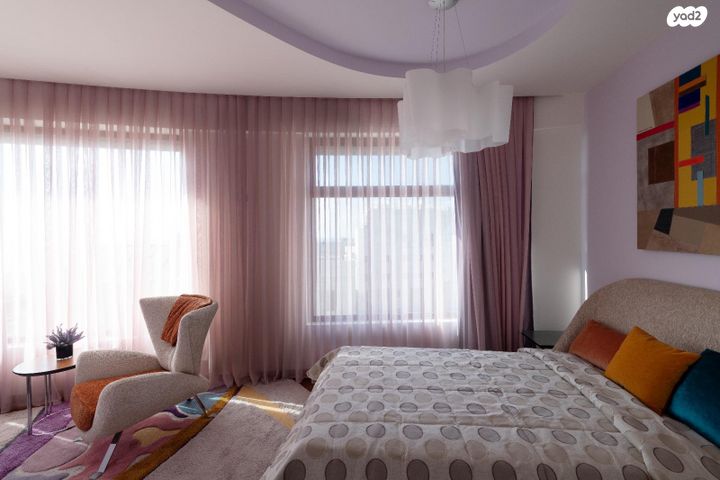 גג/ פנטהאוז, פרופ' יובל נאמן, הגוש הגדול, רמת אביב החדשה, נופי ים, תל אביב יפו