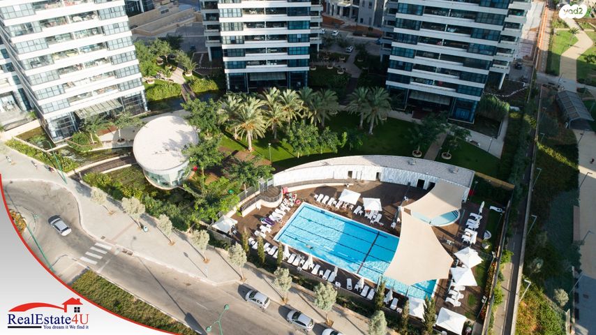 עוזי חיטמן 9