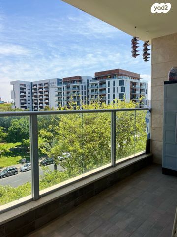 דירה, דרך משה דיין 65, יד אליהו, תל אביב יפו