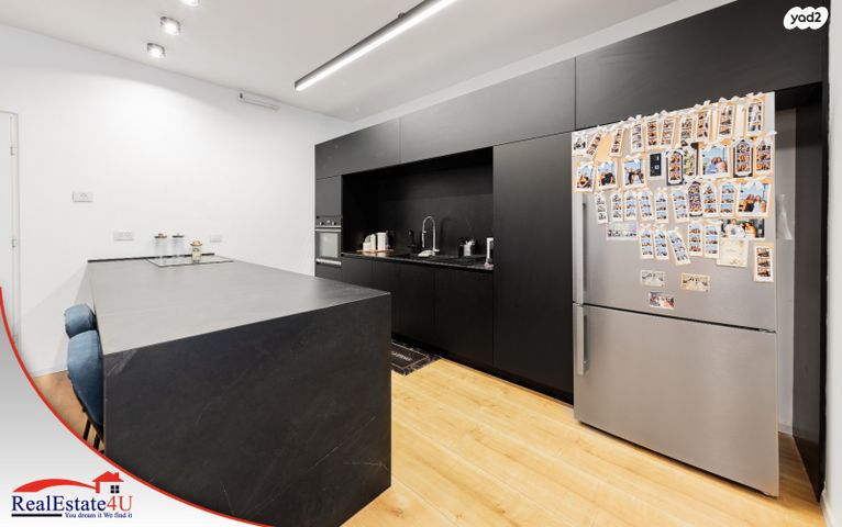 דירה, עוזי חיטמן 9, עיר ימים, נתניה