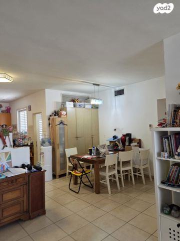 דירה, רמת השרון