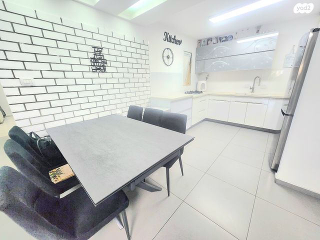 דירה, נחל שניר, רובע י"א, אשדוד