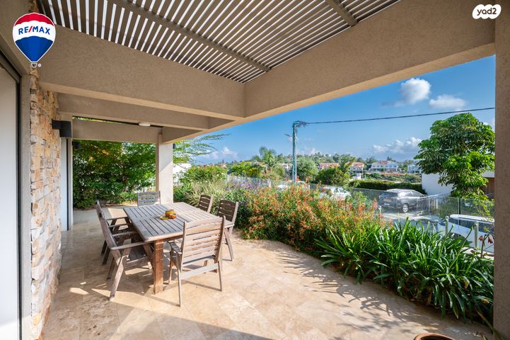 דו משפחתי, אח"י אילת, זכרון יעקב