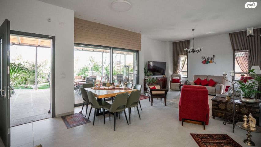 בית פרטי/ קוטג', שרונית, להבים