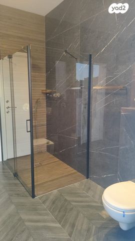 בית פרטי/ קוטג', גילת