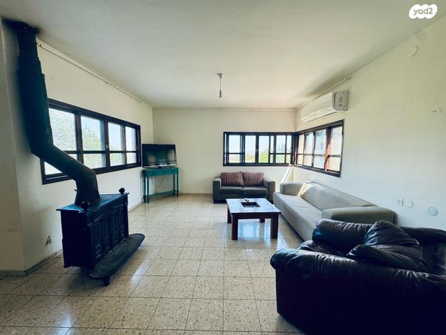 משק חקלאי/ נחלה, התורמוס, ראש פינה