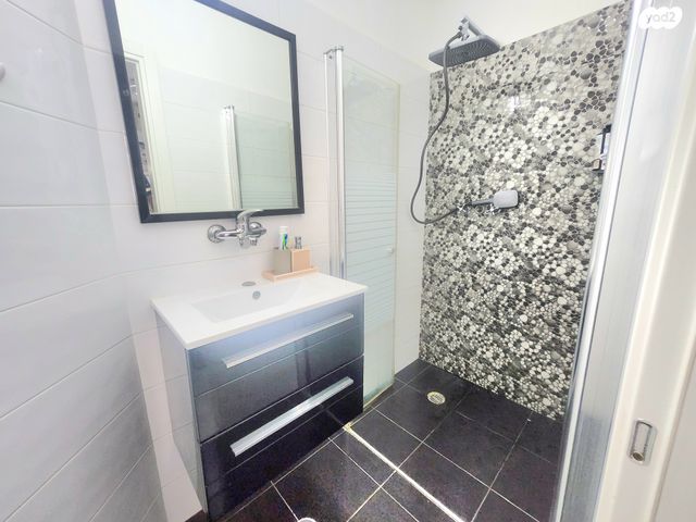 דירה, נחל שניר, רובע י"א, אשדוד