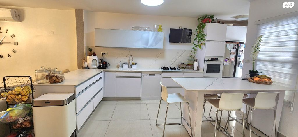 בית פרטי/ קוטג', גן יבנה