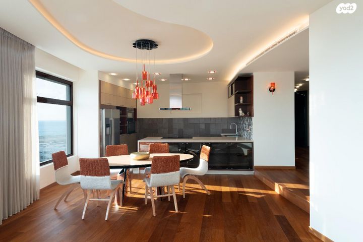 גג/ פנטהאוז, פרופ' יובל נאמן, הגוש הגדול, רמת אביב החדשה, נופי ים, תל אביב יפו