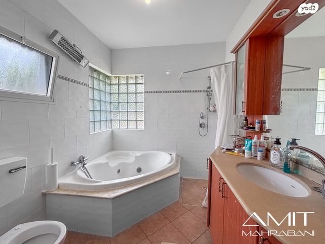 בית פרטי/ קוטג', להבים