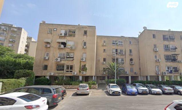 סנפיר 9