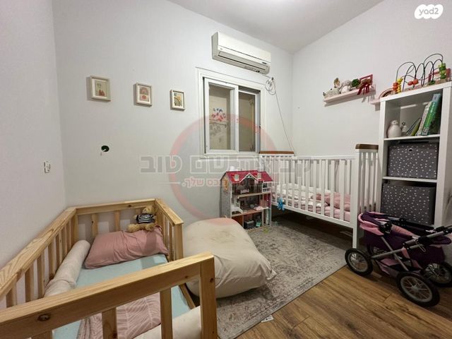 דו משפחתי, רימון, שאר העיר, כפר תבור