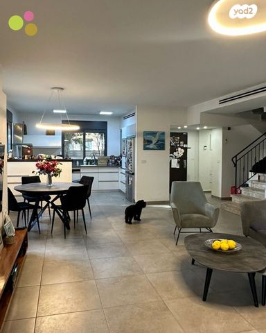 בית פרטי/ קוטג', המושבה, בנימינה גבעת עדה