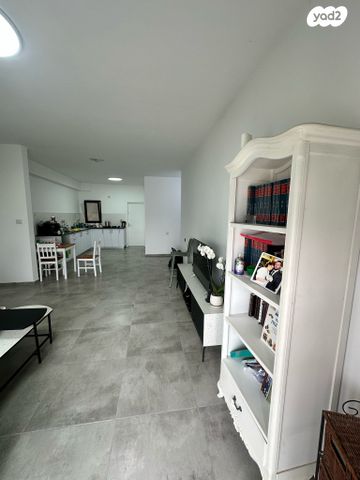 דירה, נתיבות