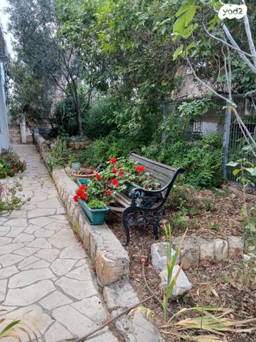 דירת גן, איריס, רמת התשבי, חיפה