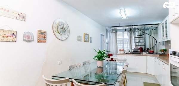 גג/ פנטהאוז, הרב קובלסקי, קרית הרצוג, בני ברק