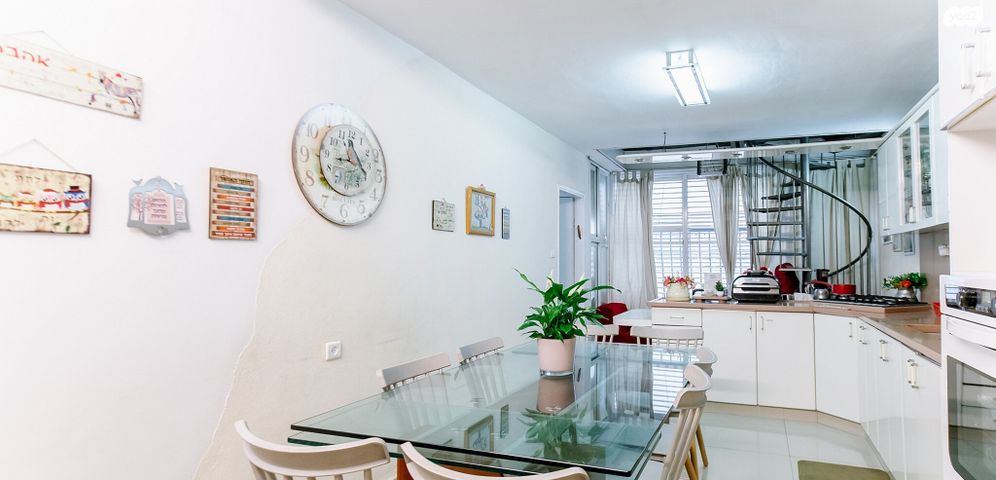 גג/ פנטהאוז, הרב קובלסקי, קרית הרצוג, בני ברק