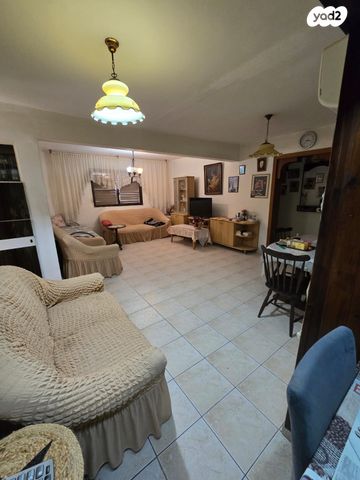 דירה, יהודה, קרית ים ב', קרית ים