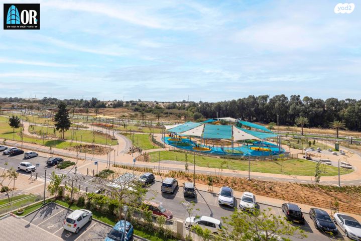 דירה, ש"י עגנון, נאות שמיר, יבנה