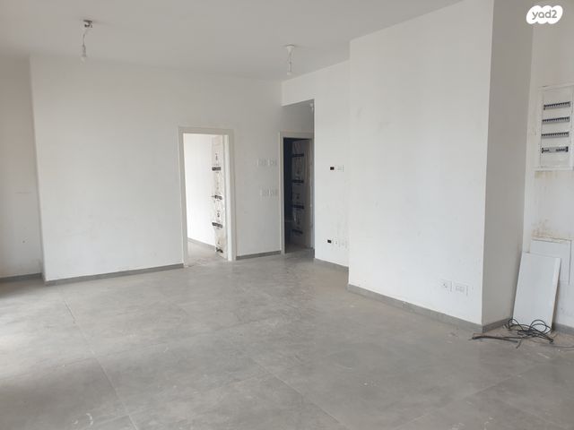 דירה, חרוזים, רמת גן