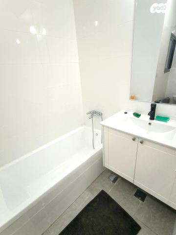 גג/ פנטהאוז, הנביאים 11, הנביאים, בת ים