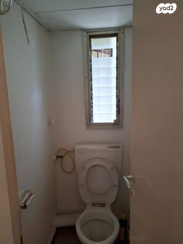 דירה, מחרוזת, עמידר, בת ים