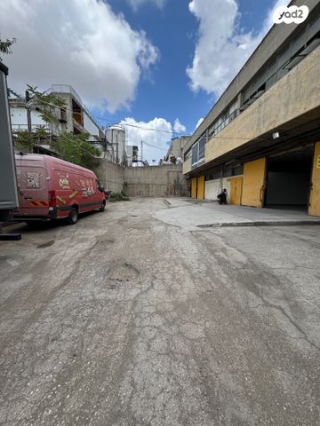 מבני תעשיה, אזור תעשיה עטרות, ירושלים