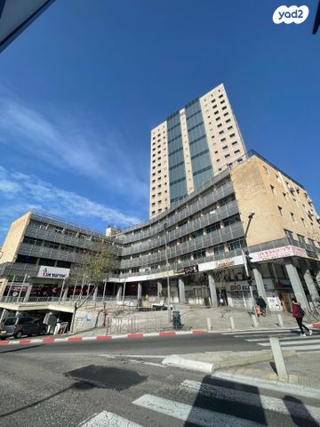 חנויות/ שטח מסחרי, הנביאים 20, חיפה