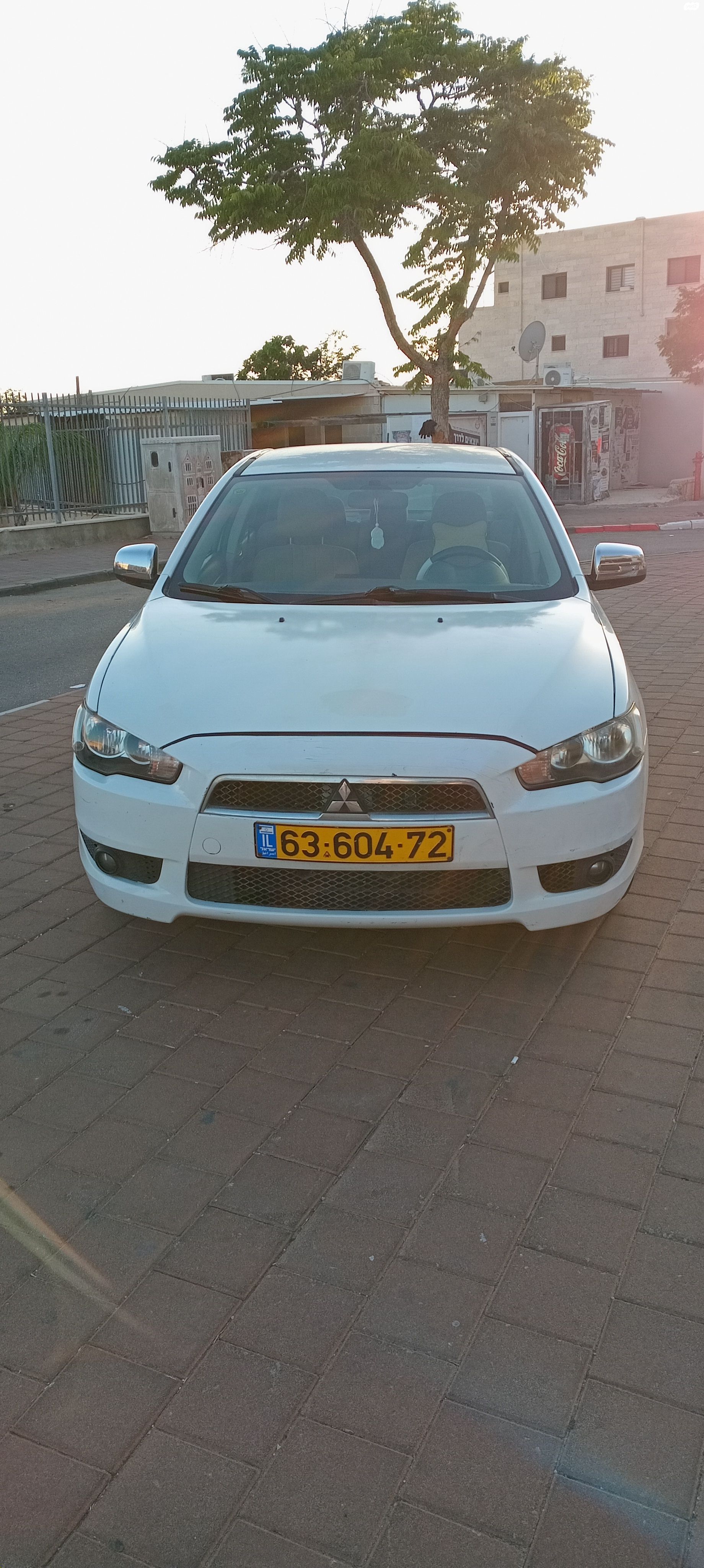 מודעת רכב מיצובישי לנסר