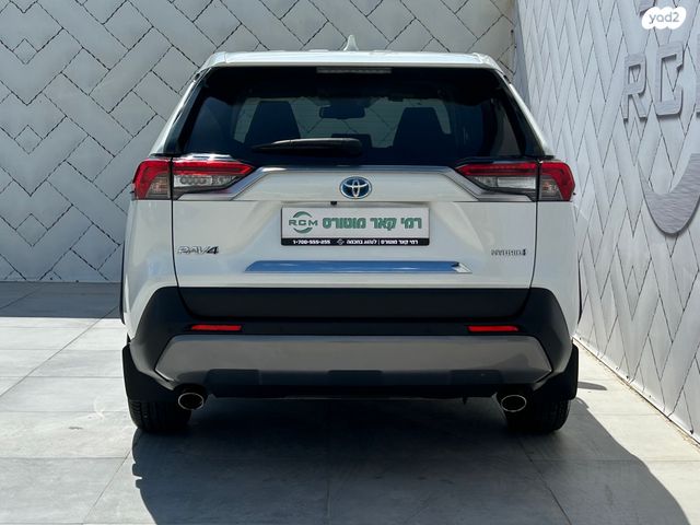 טויוטה RAV4