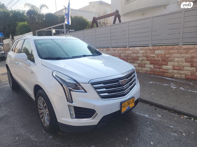 מודעת רכב קאדילק XT5