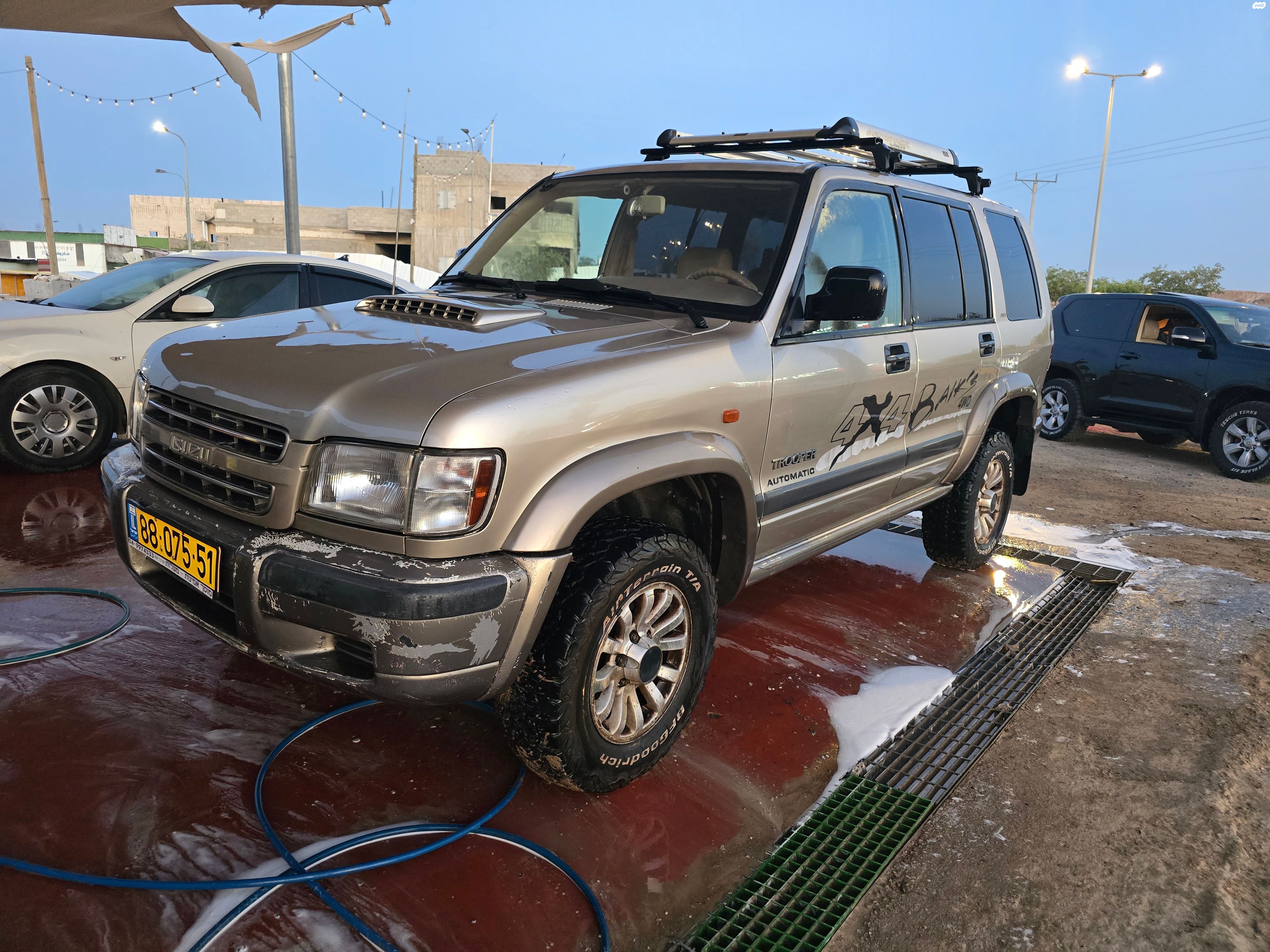 מודעת רכב איסוזו טרופר